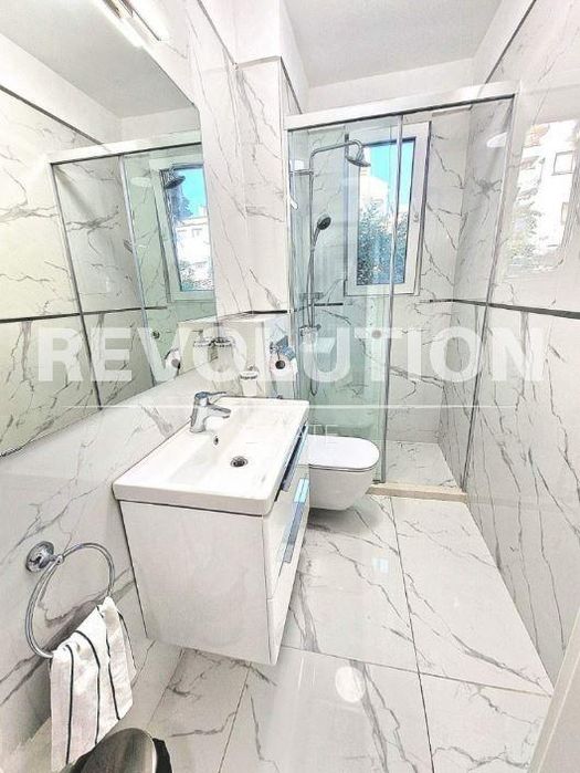 Дава се под наем Четиристаен апартамент в Варна, Център - 100 кв.м за 900 € - Снимка #4