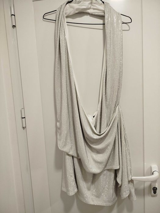 Официална рокля на Алеса