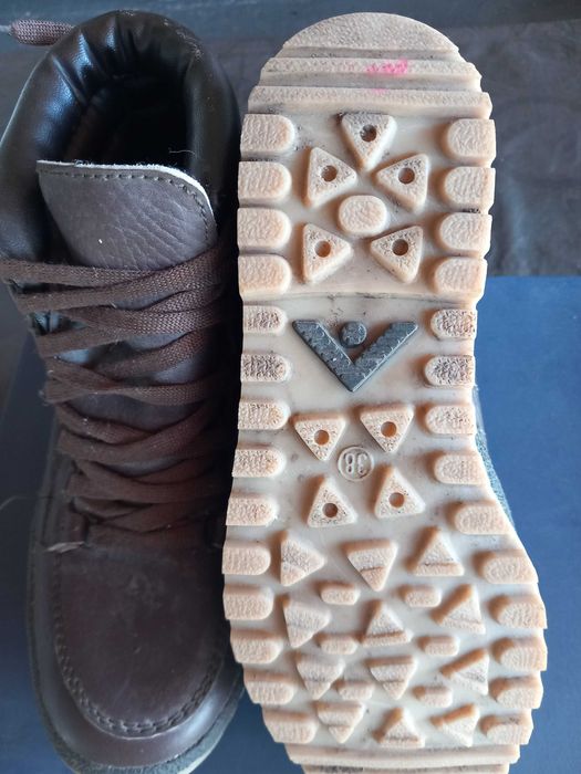 Детски боти номер 38