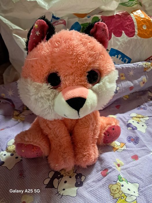 Vând plușuri frumoase