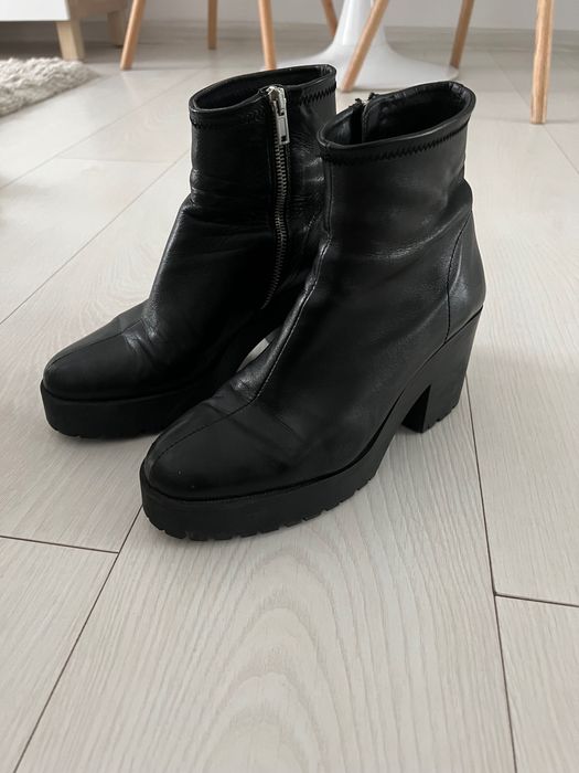 Botine din piele Zara