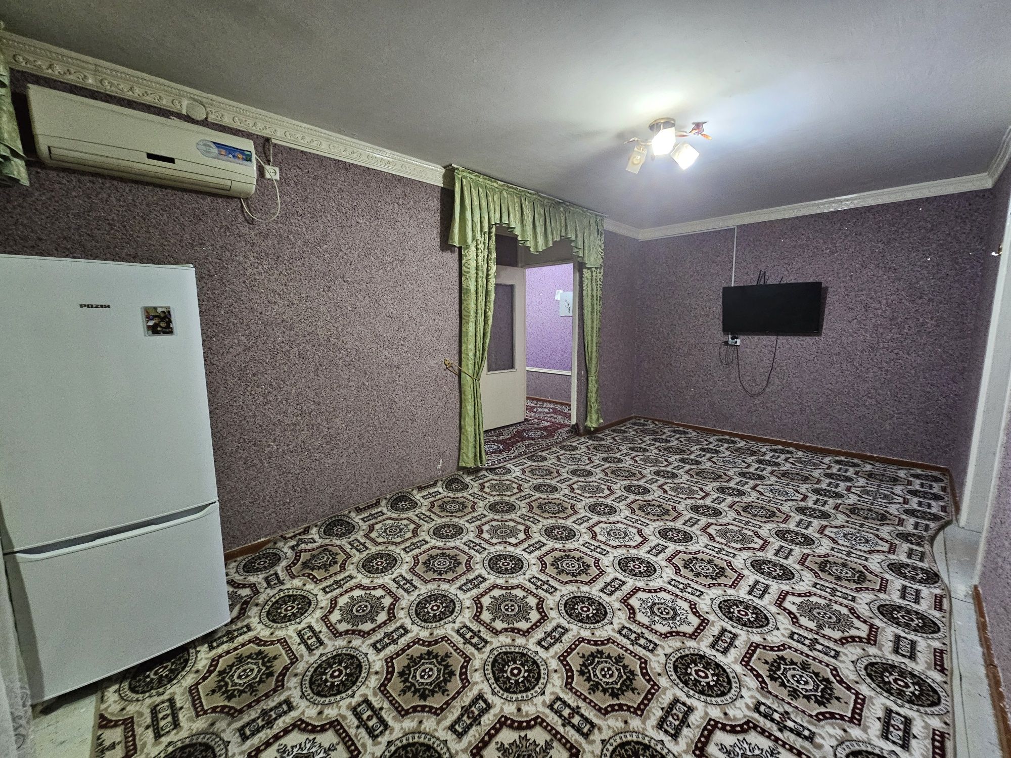 Фрунзенский масивда 2 хонали квартира сотилади