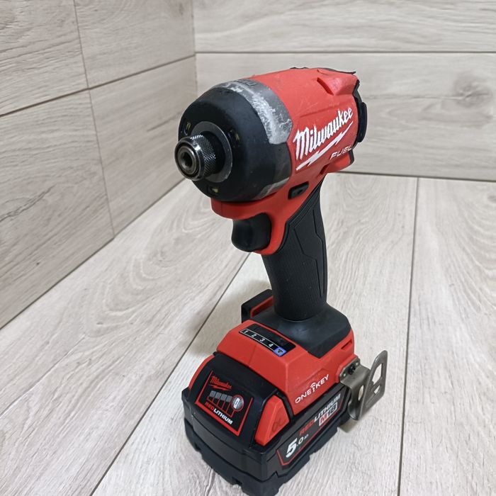 Filetanta cu impact pentru biti Milwaukee