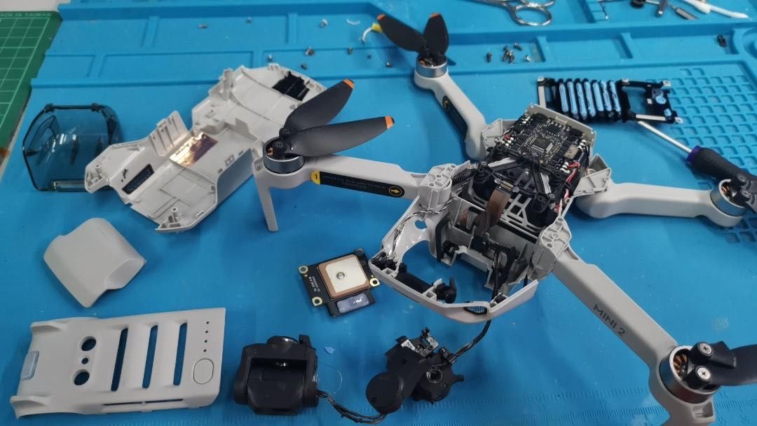 SERVICE DJI autorizat, drone, reparatii pe loc