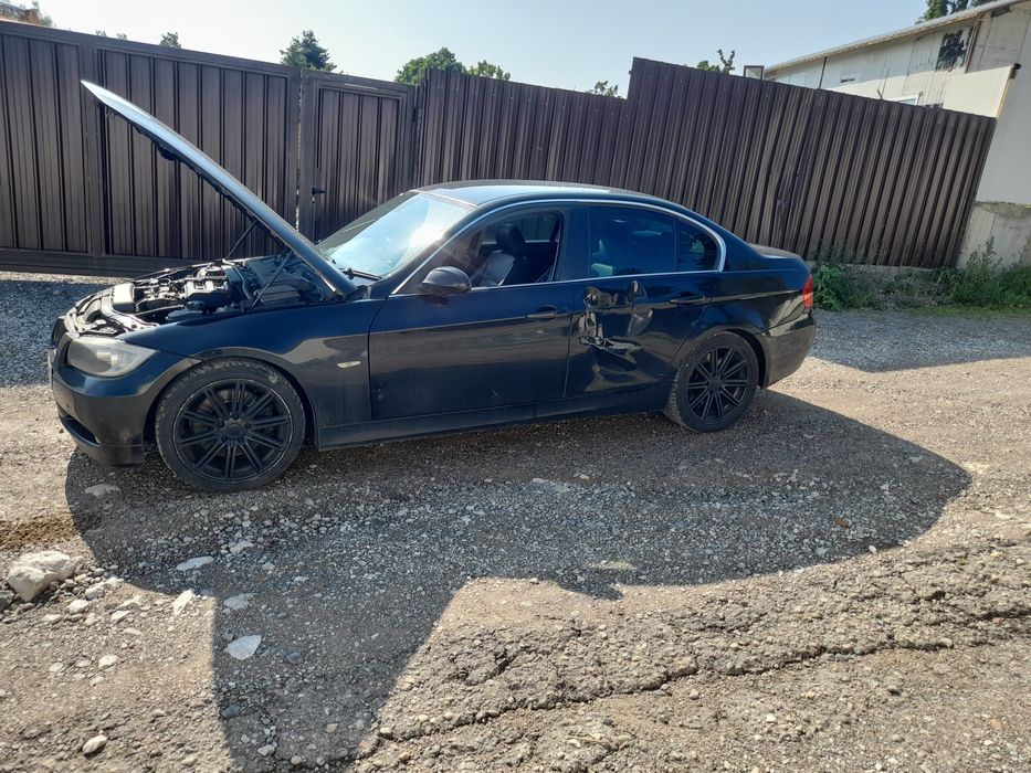 BMW e90 325D 197k на части