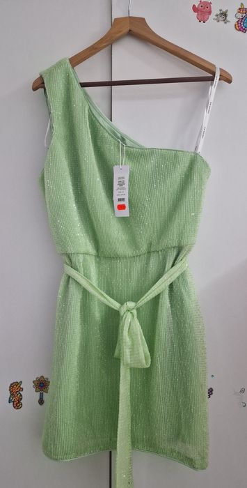 Rochie cu paiete