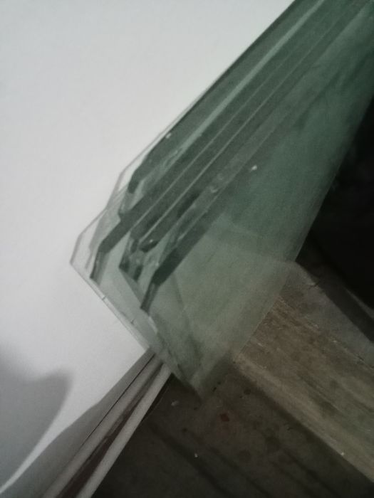 Стёкла вешалки комод