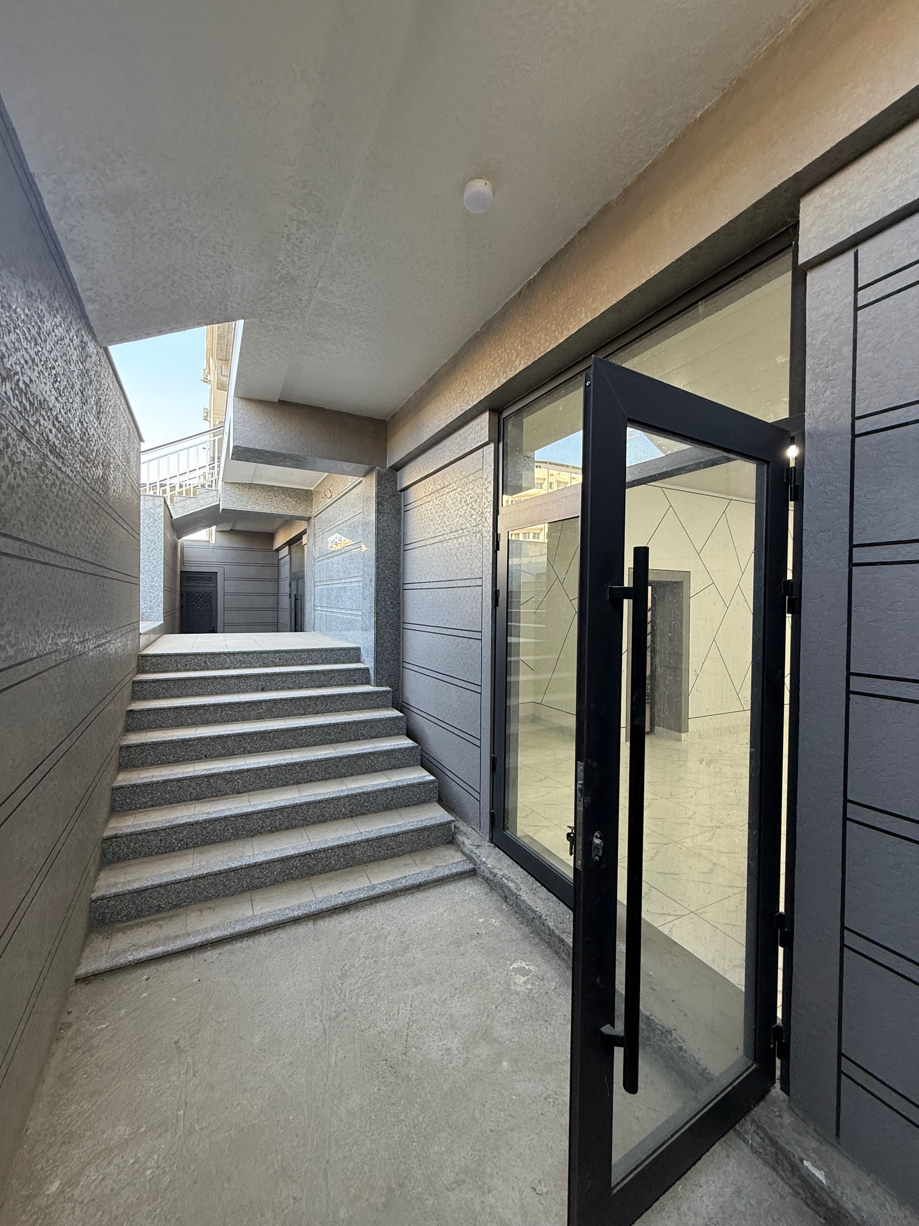 Цокольный этаж | Новостройка 55m2 | Сдается в аренду