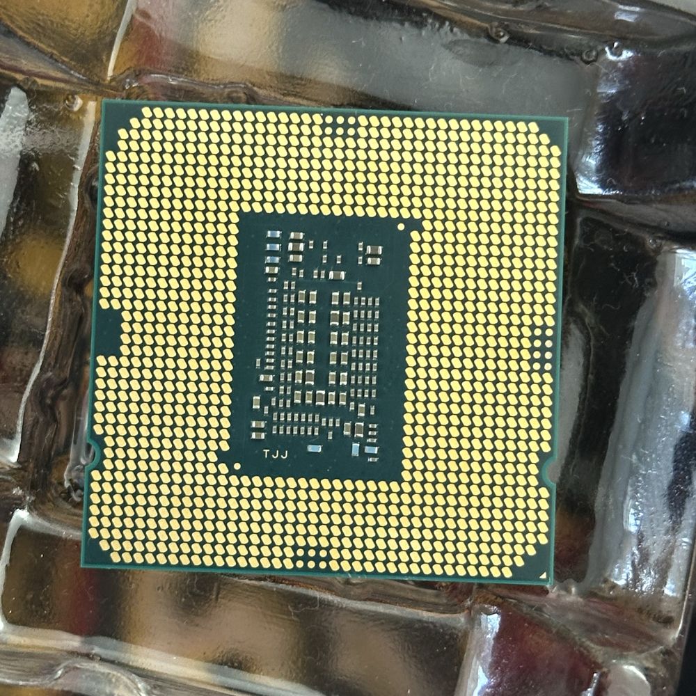 СРОЧНО Процессор i3-10100F