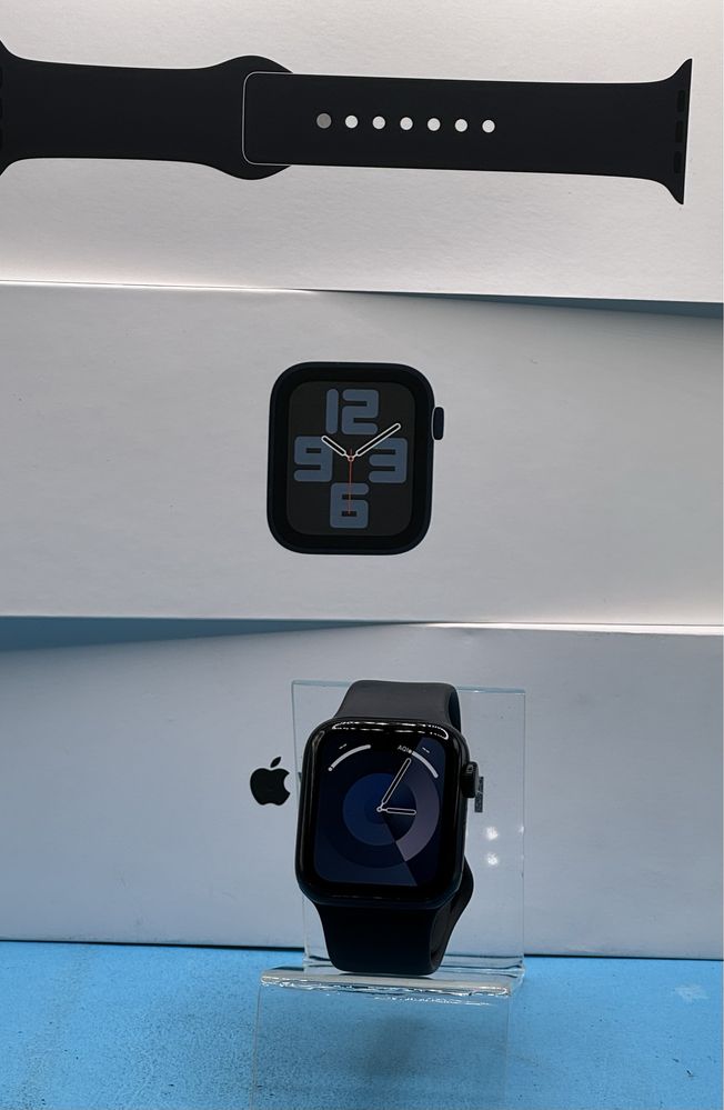 ГАРАНЦИОНЕН!!! Смарт часовник Apple Watch SE 2, v2, 40mm, Midnight