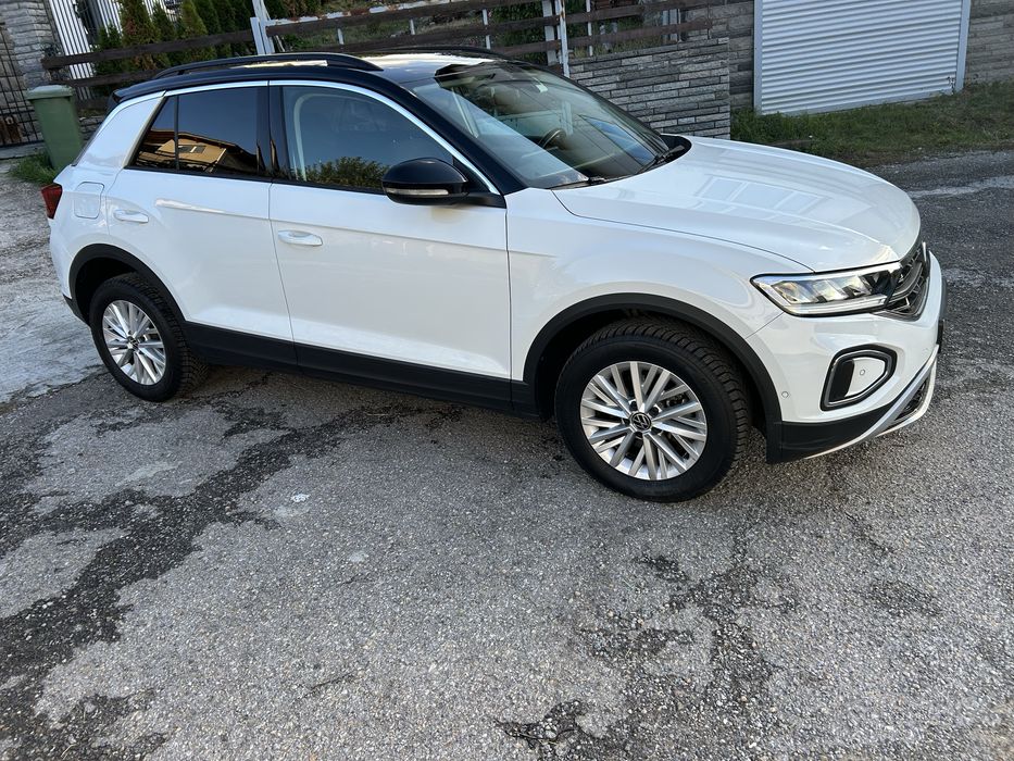 Продава се Vw T-Roc 2023г 63022км euro 6/ Top/ face