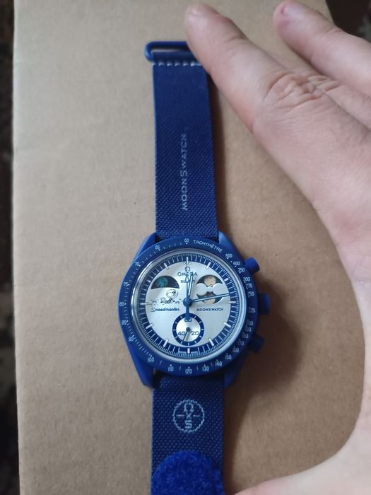 Omega x Swatch snoopy