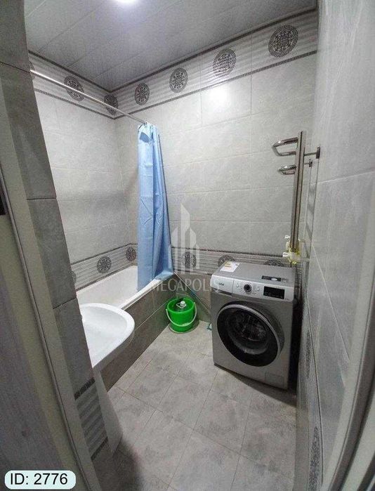 kritiy savdo majmuasi tarafda 2 xona tayyor kvartira sotiladi №2776