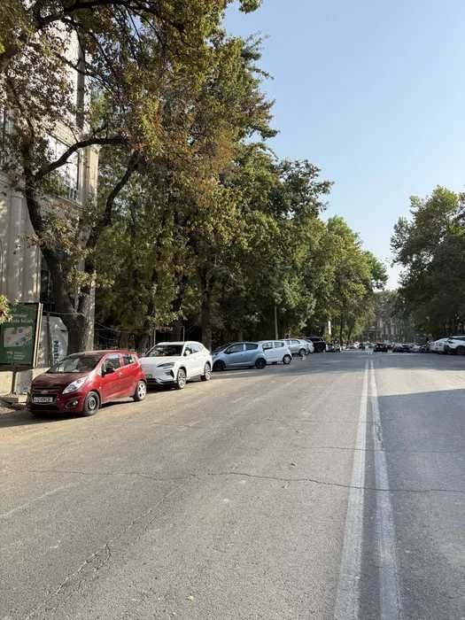 Сдается помещение в аренду ,ориентир Poytaxt Цум