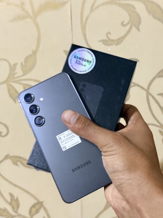 Samsung s24 8/256