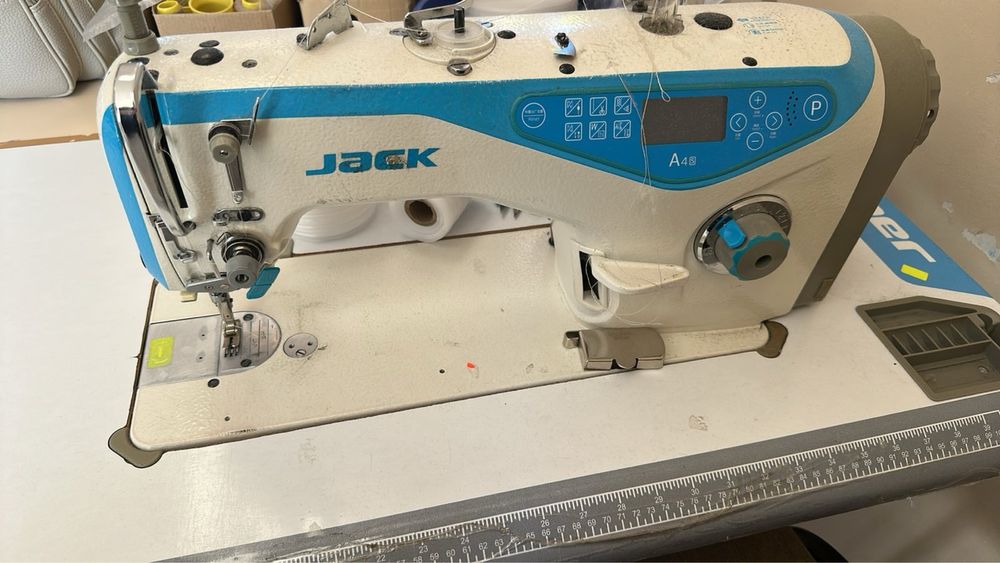 Професионални шевни машини