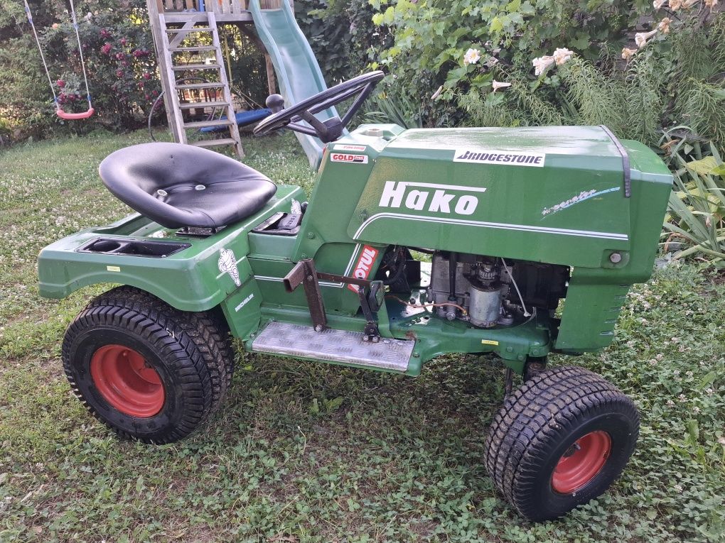 Tractorasi gradina ,transport ,taiat gazon