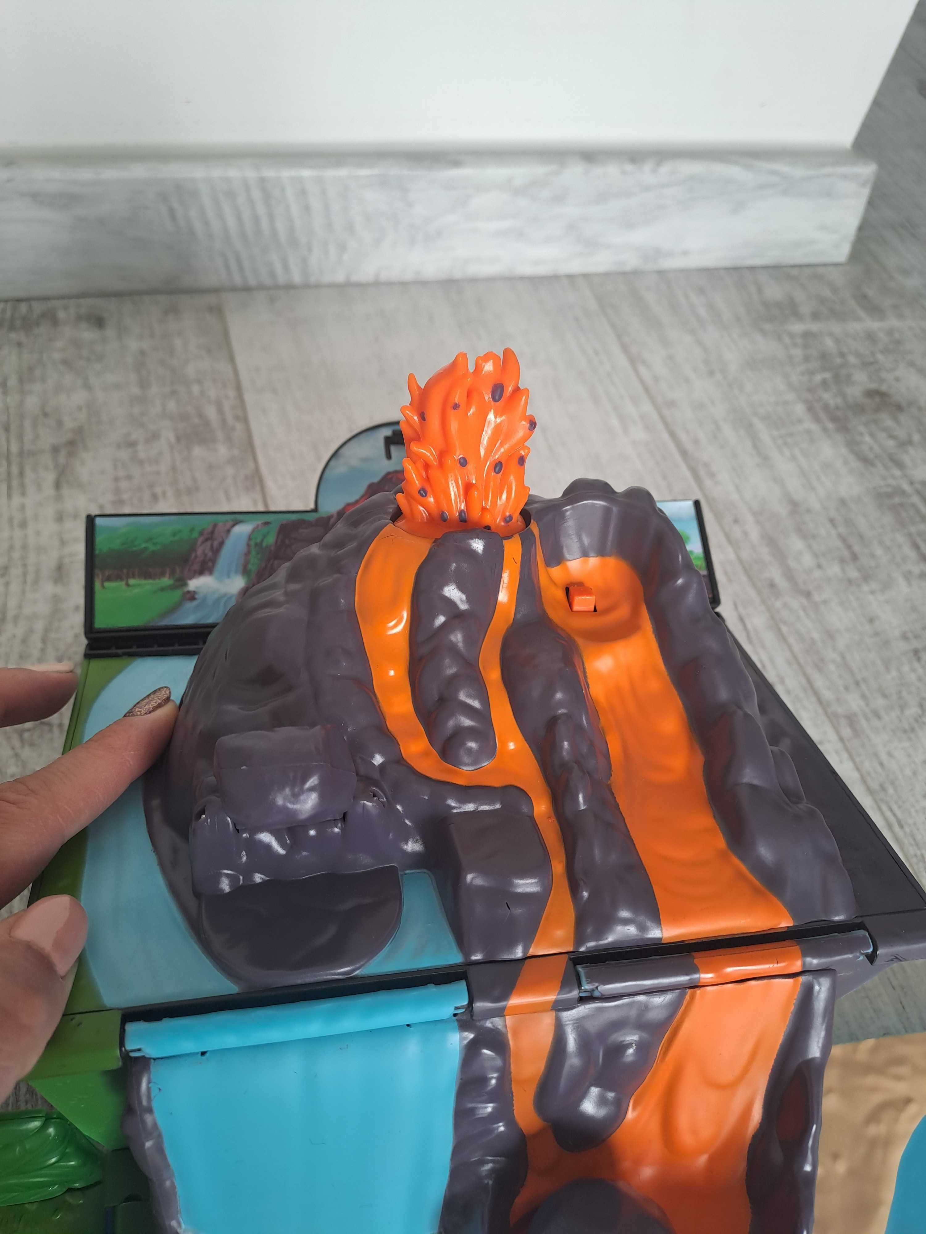 Vand set de Joaca Pokemon Carry Case Volcano Playset