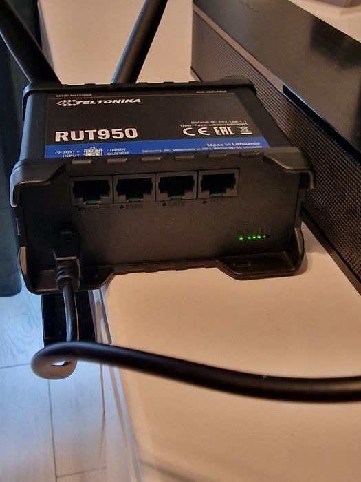 Router Teltonika RUT950, WiFi, 4G, Ethernet,