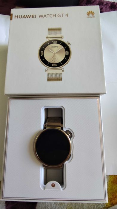 Vand Huawei smartwatch Gt4 dama si barbar