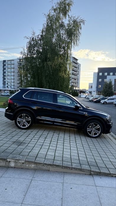 Volkswagen Tiguan R-line 2.0 Tdi 240Cp 4x4