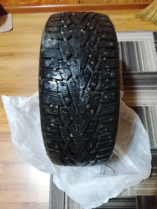 Комплект зимних шин