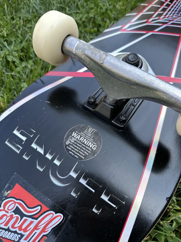 Enuff Futurism enu3350 32" x 3.35"  Skateboard