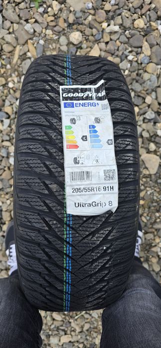 Anvelopa/pneu de iarna Good Year Ultragrip 8 205/55/R16