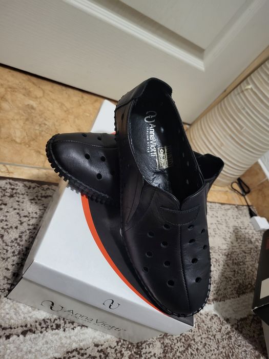 Vand pantofi piele naturala