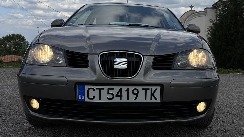 Продавам Seat Ibiza 1.4