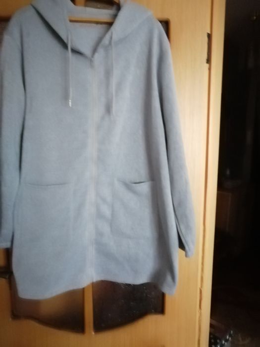 Продам кофту женскую, новую