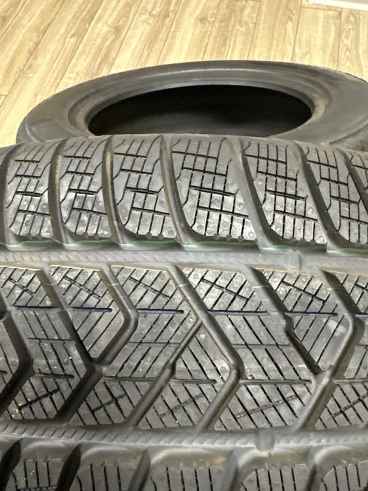 Cauciucuri Pirelli Scorpion WINTER 235 / 60 / R18 XL