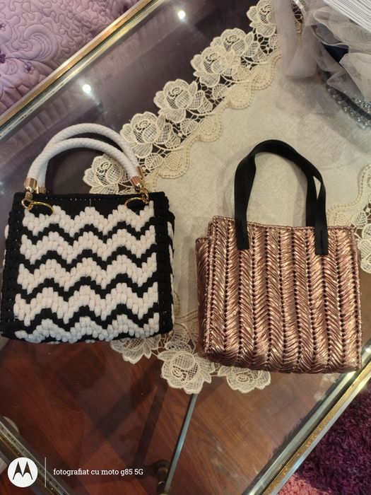 Genti dama făcute manual