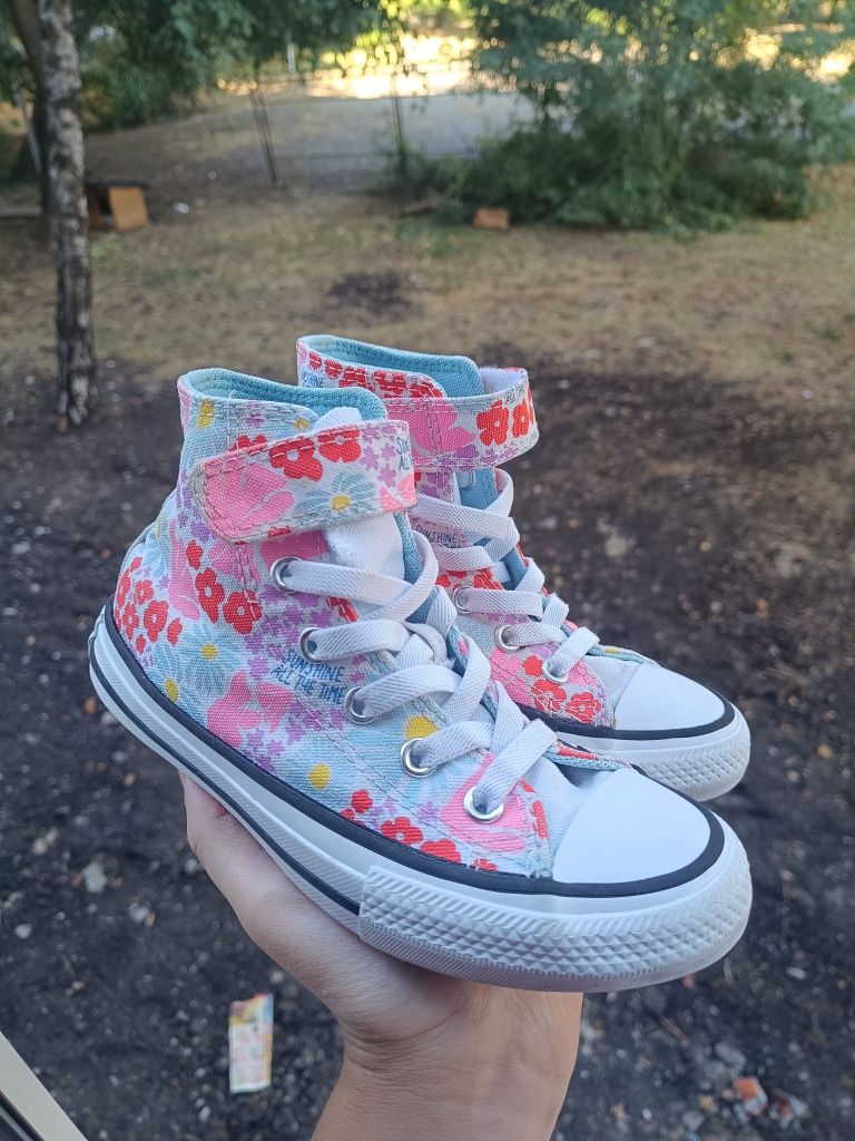 Детски Converse Chuck Taylor All Star Easy On Floral
Кецове Chuck Tayl