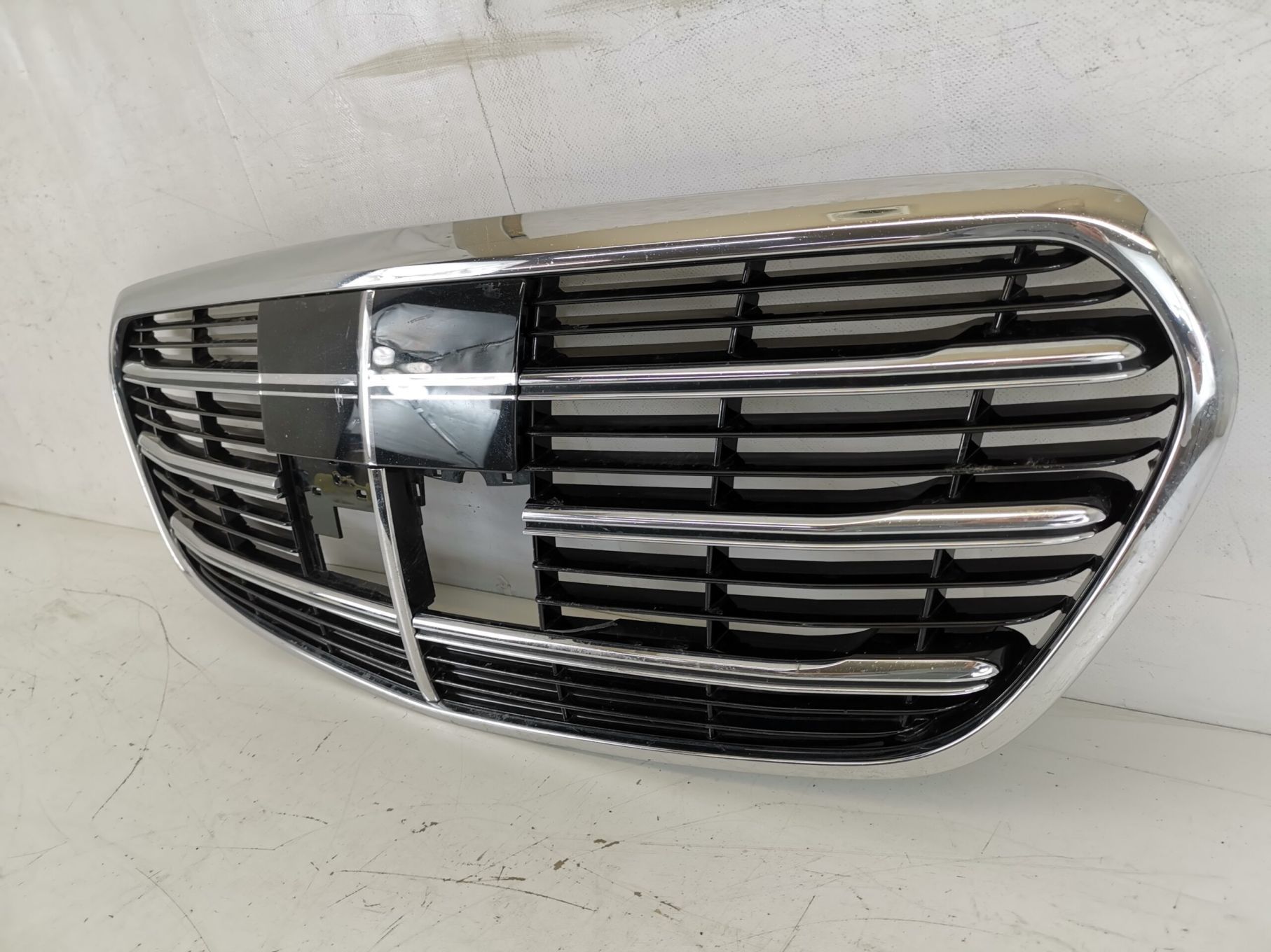 Grila Centrala Radiator Mercedes-Benz  S-Class W223 [2021 - 2024] Orig