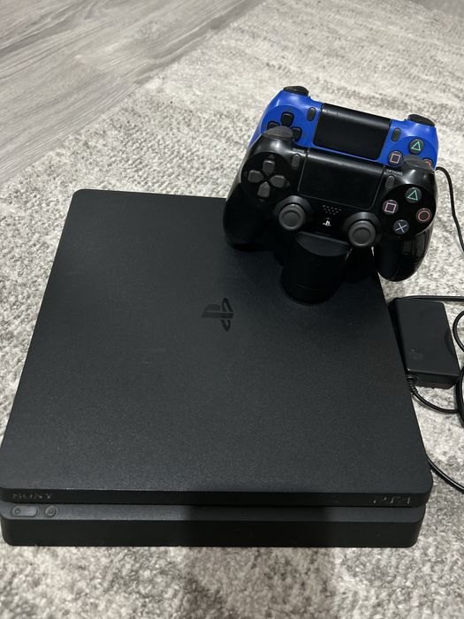 Sony Play Station 4 Slim
