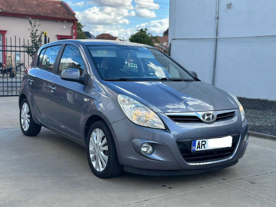 Hyundai i20 1.6 Diesel 116 Cp 2010