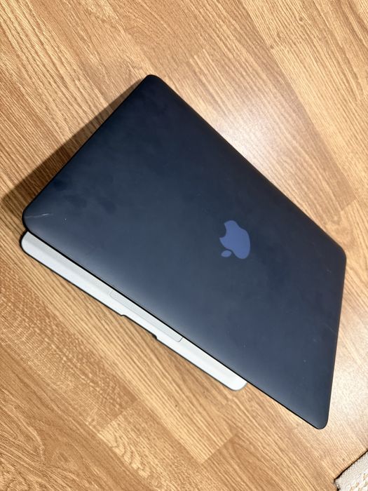 Vand Macbook Air 2014 512 GB SSD i7 8 GB Ram