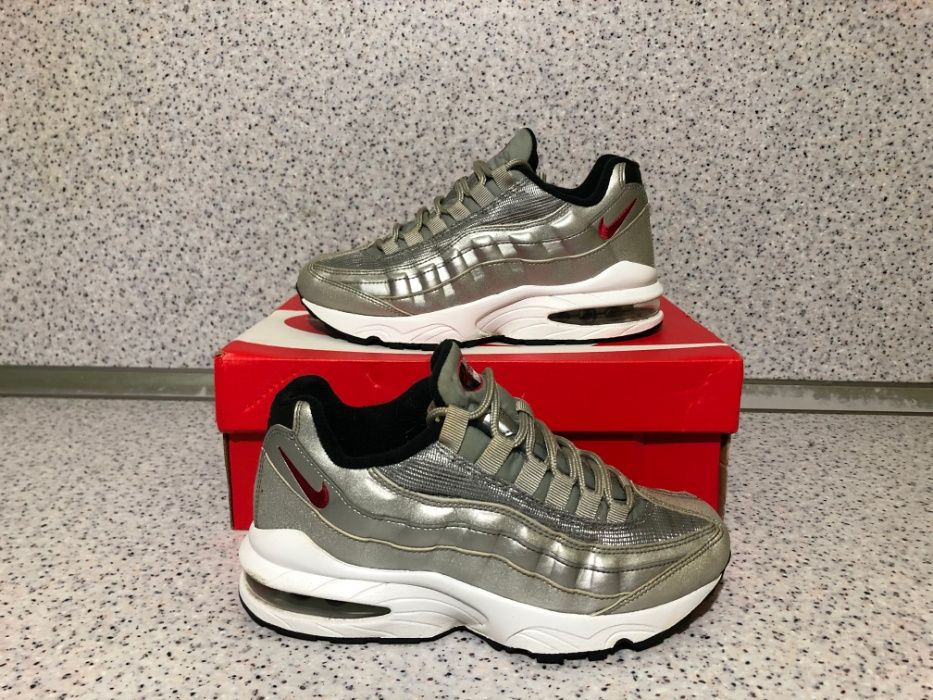 ОРИГИНАЛНИ *** Nike Air Max 95 QS GS 'Metallic Silver Bullet' Red