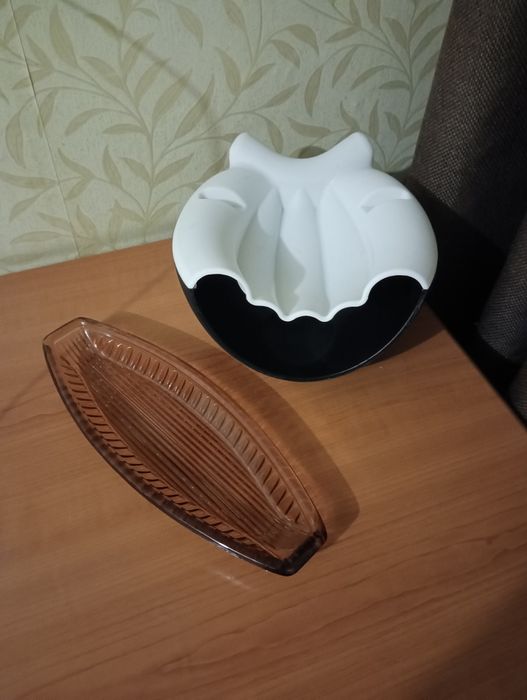 отдам бесплатно посуду
