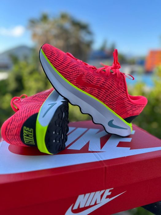 Nike Motiva  / Noi