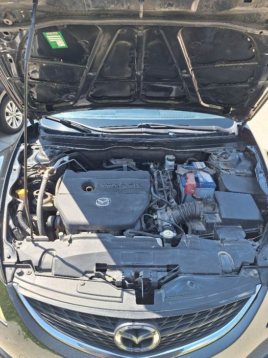 Vând Mazda GH 2.0 benzină