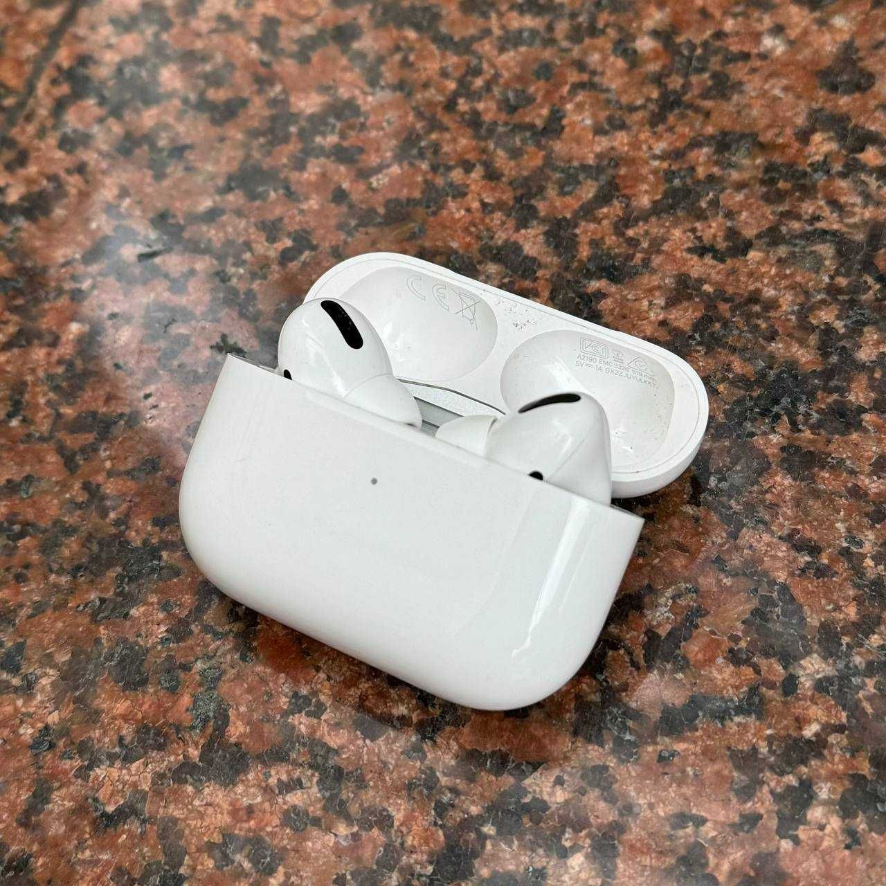 Наушники AirPods Pro / LOMBARD