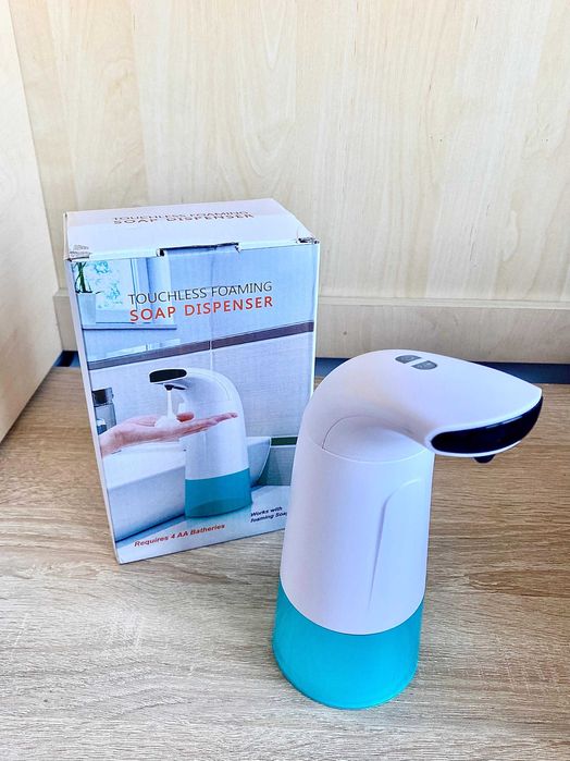 Dispenser,, dozator sapun lichid prin senzor