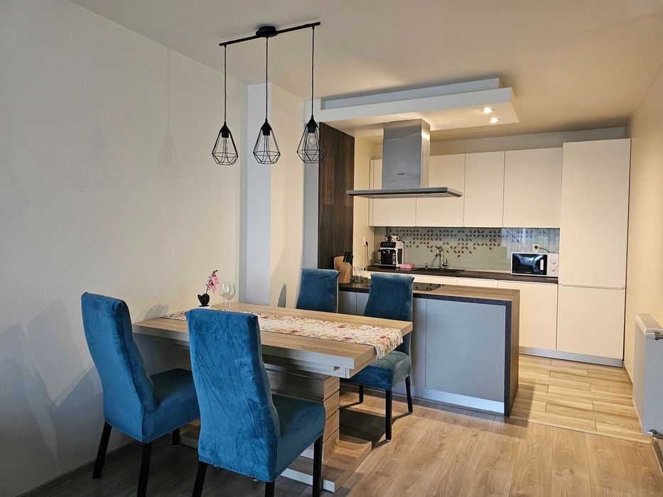 Chirie Apartament cu 2 camere Junior Residence