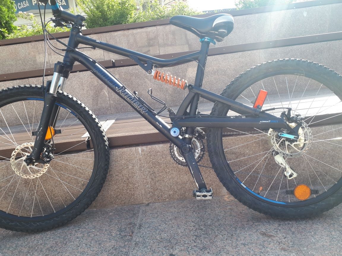 Bicicleta enduro btwin