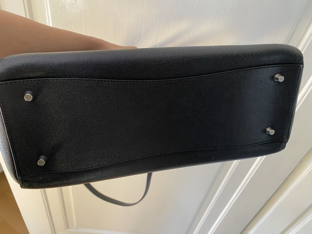 Черна чанта Furla