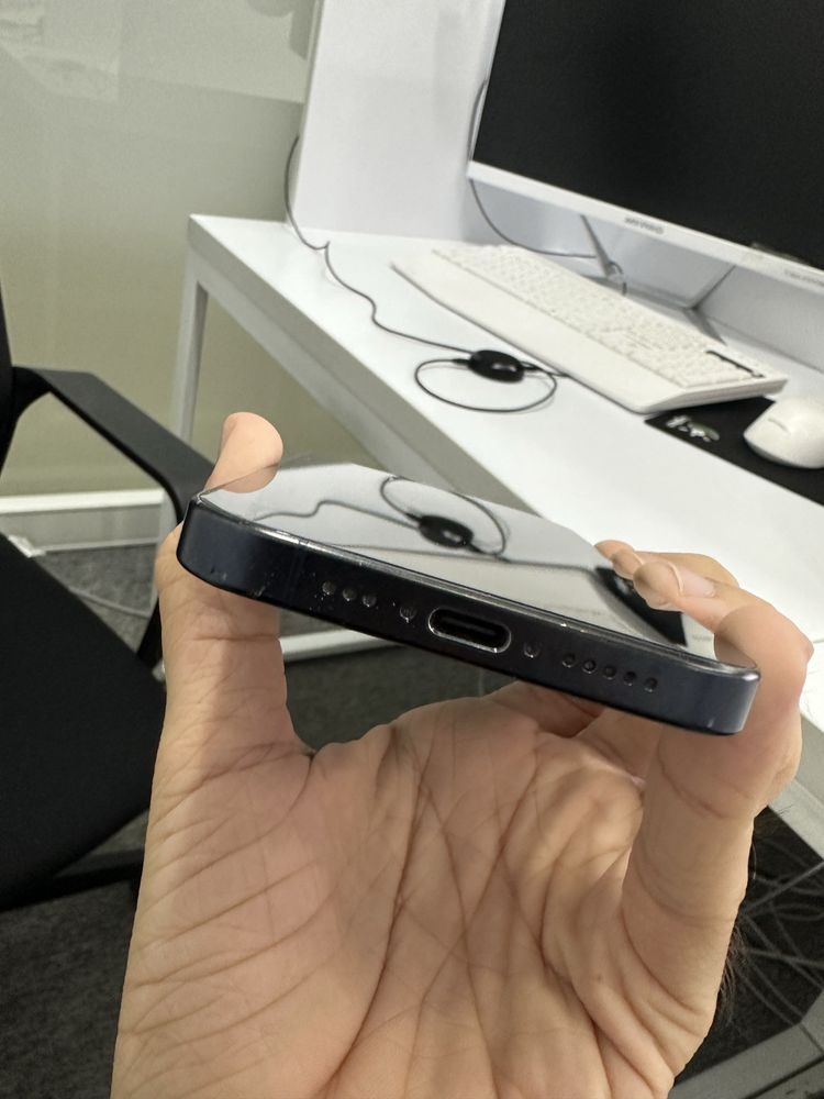 Iphone 15 pro 680$