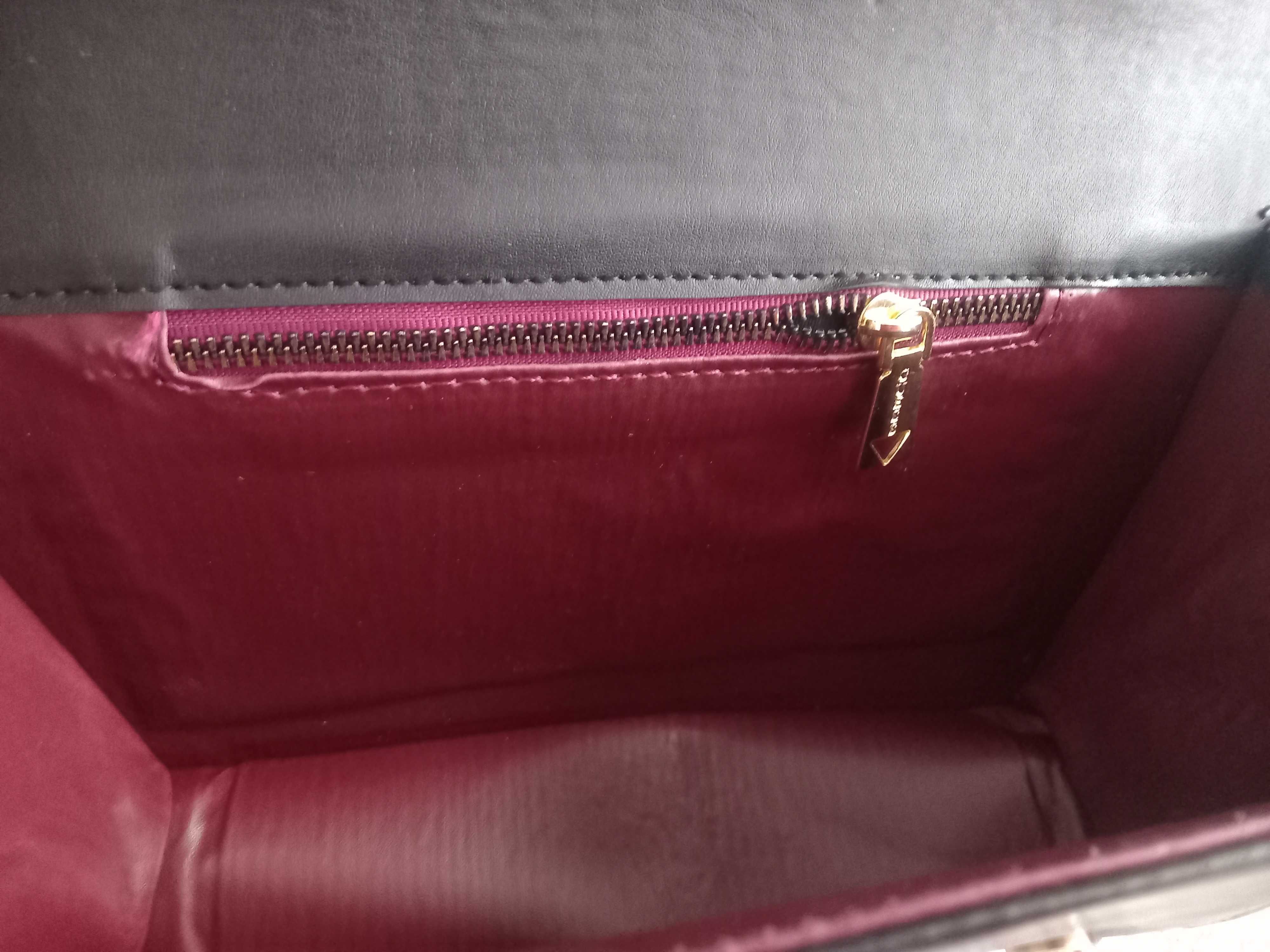Guess - дамска чанта