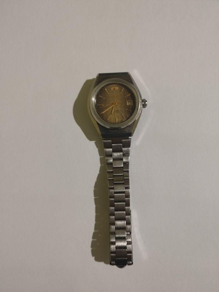 Orient soat sotiladi
